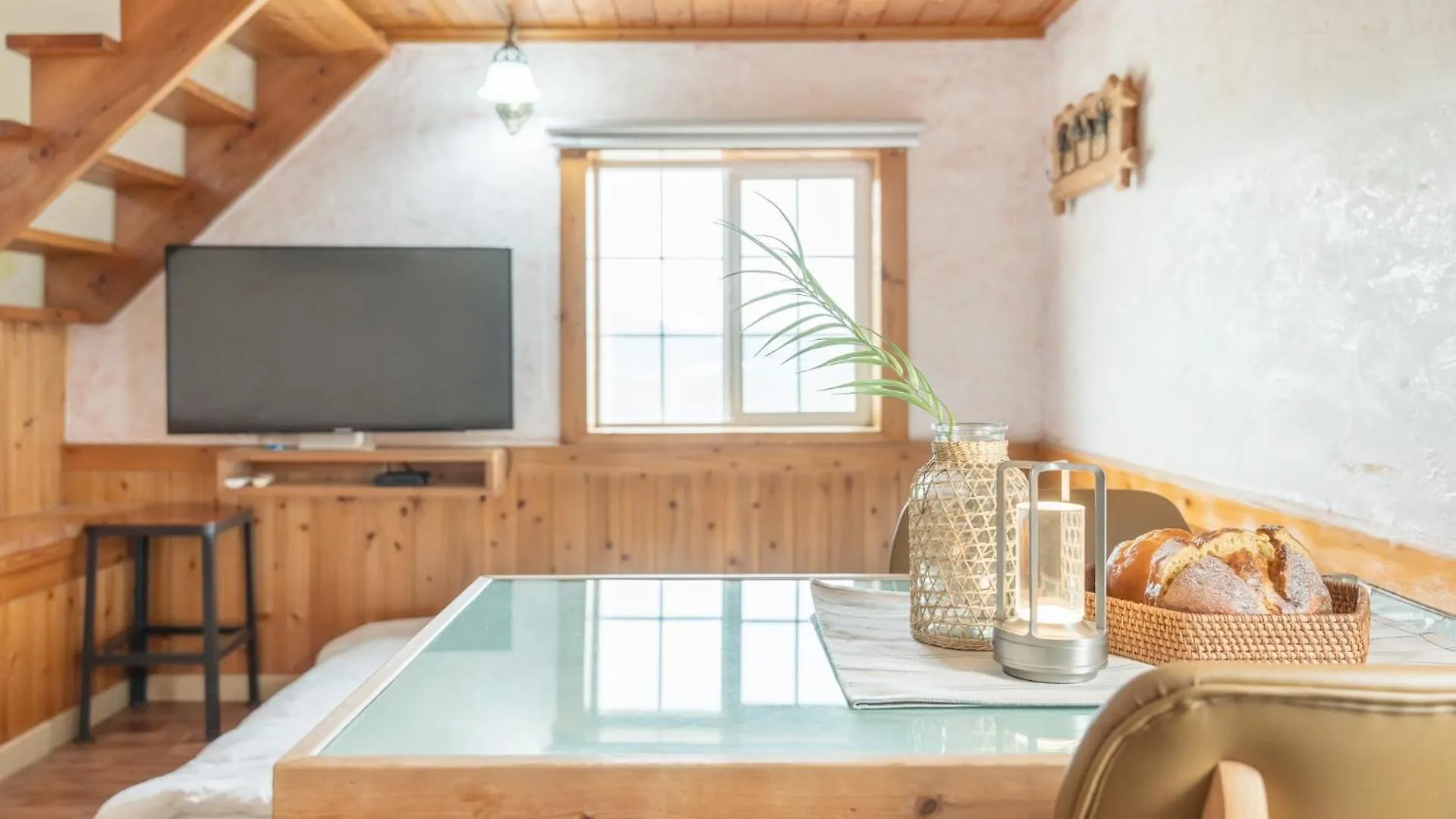 Ganghwa Gichayeohaeng Pension Incheon