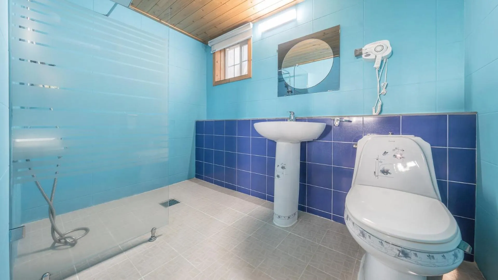 Ganghwa Gichayeohaeng Pension Incheon South Korea