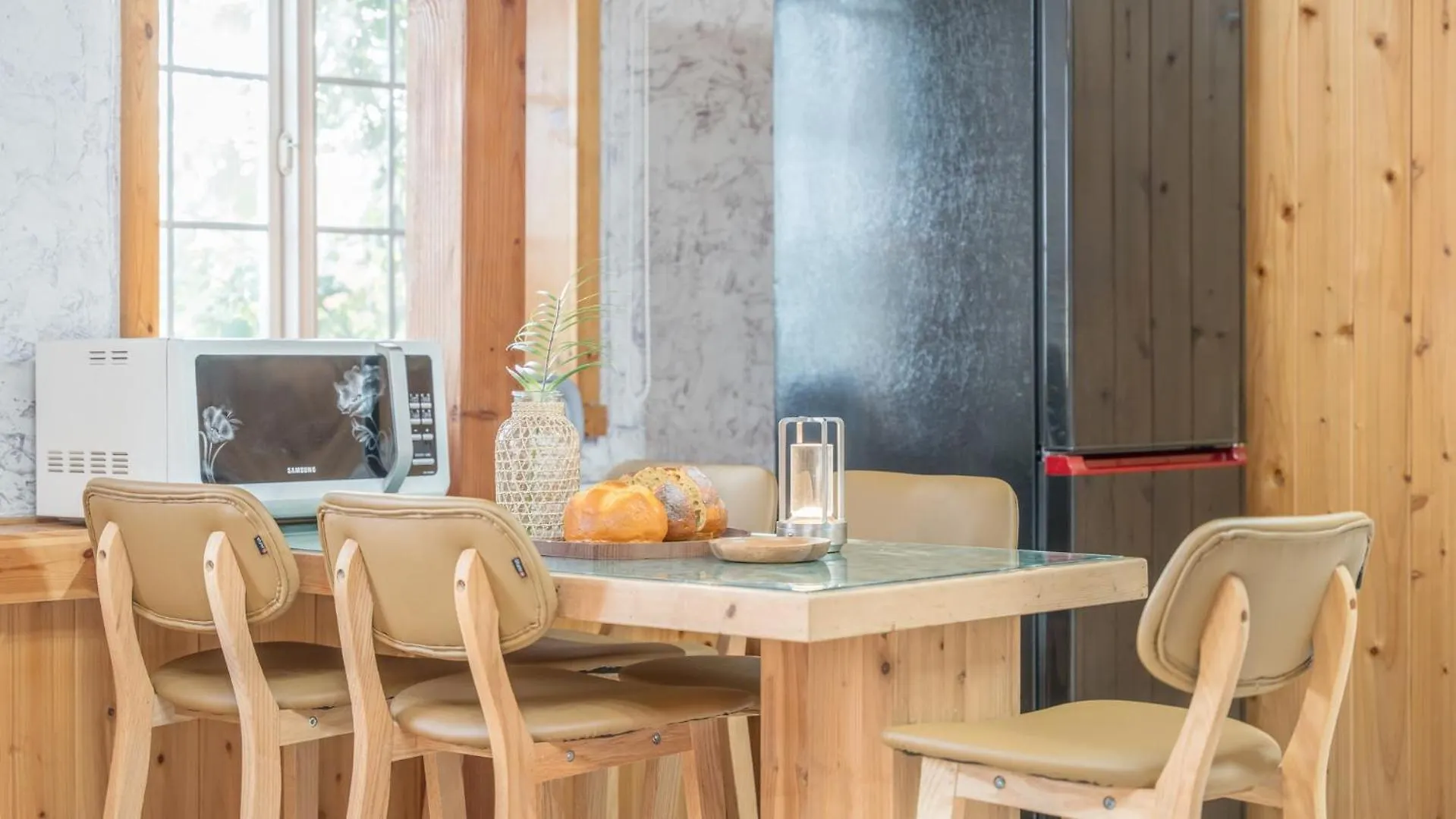 Ganghwa Gichayeohaeng Pension Incheon 0*,  South Korea